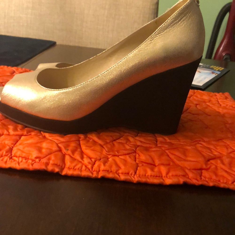 Shoes 👠 - Picture 3 of 8
